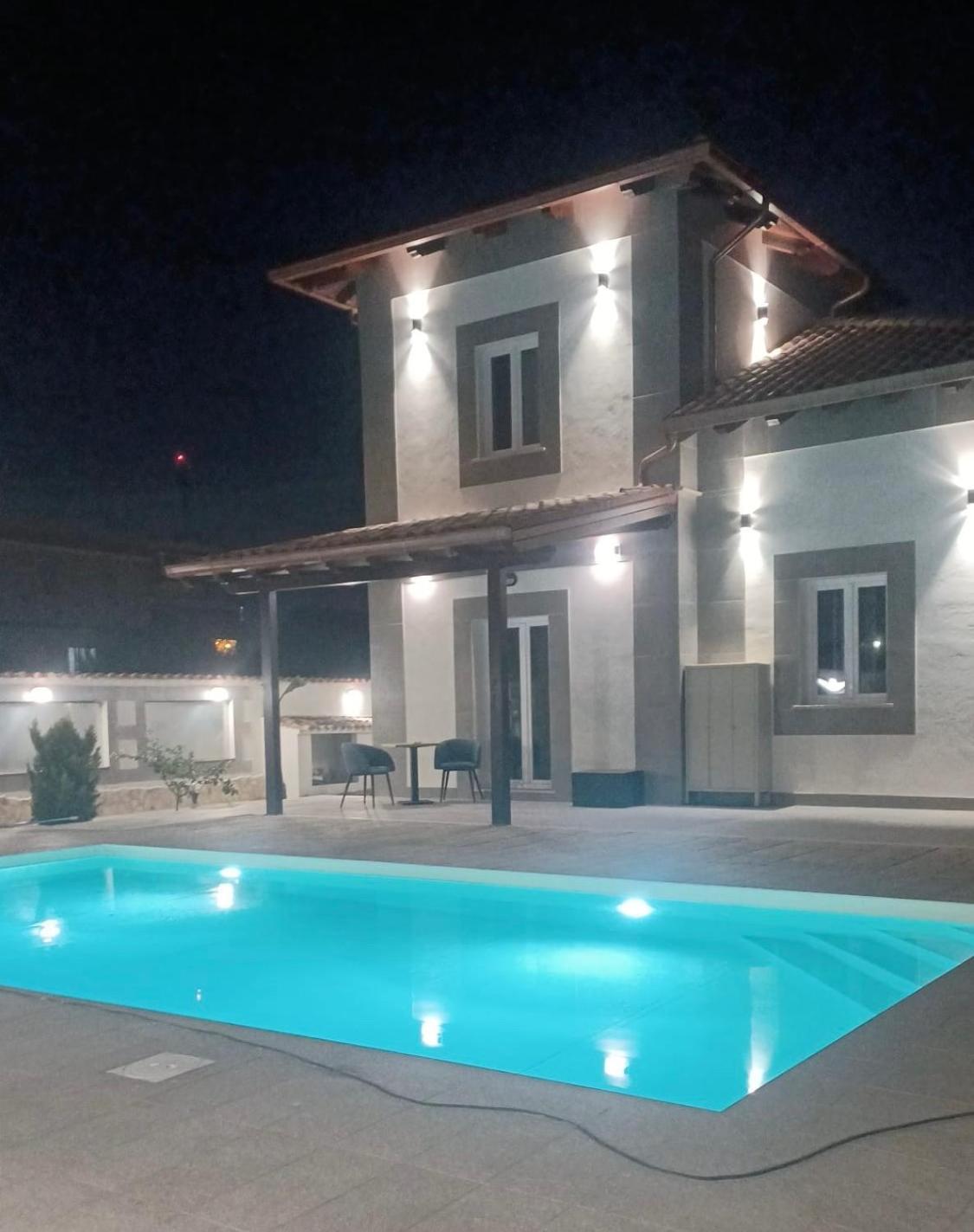 Отель New House Фьюмичино Экстерьер фото