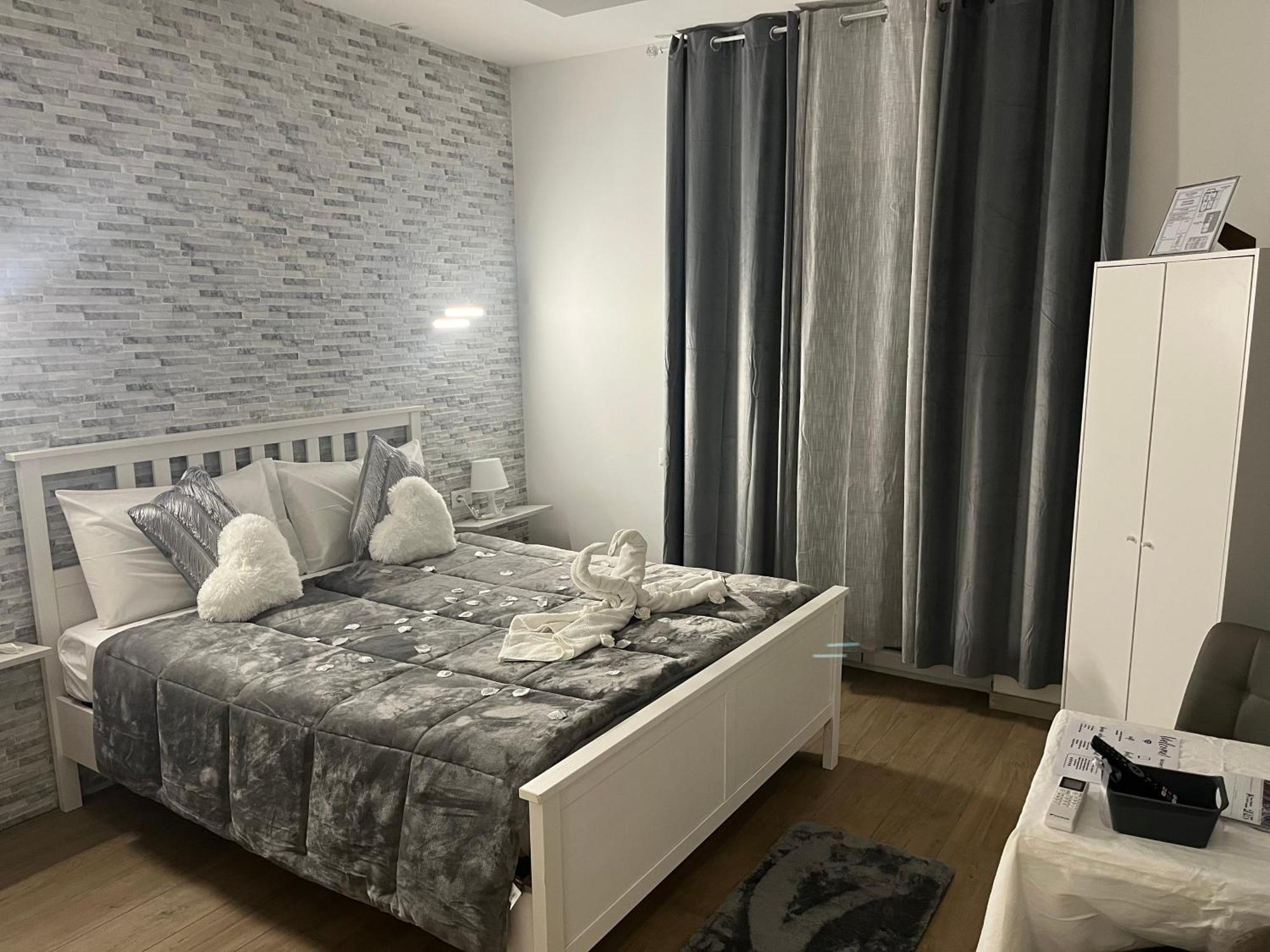 Отель New House Фьюмичино Экстерьер фото
